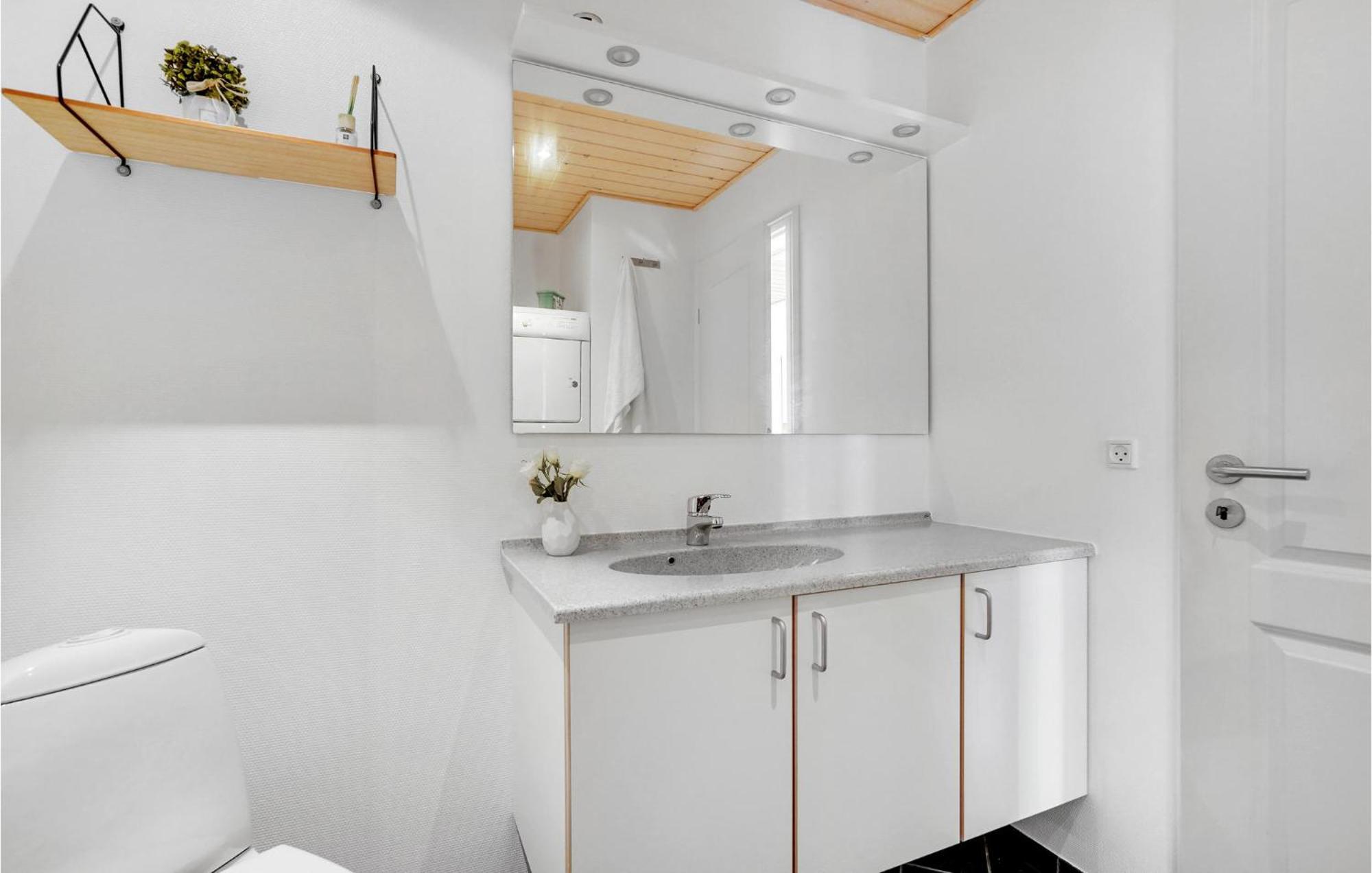Stunning Home In Norre Nebel With Wifi Buitenkant foto
